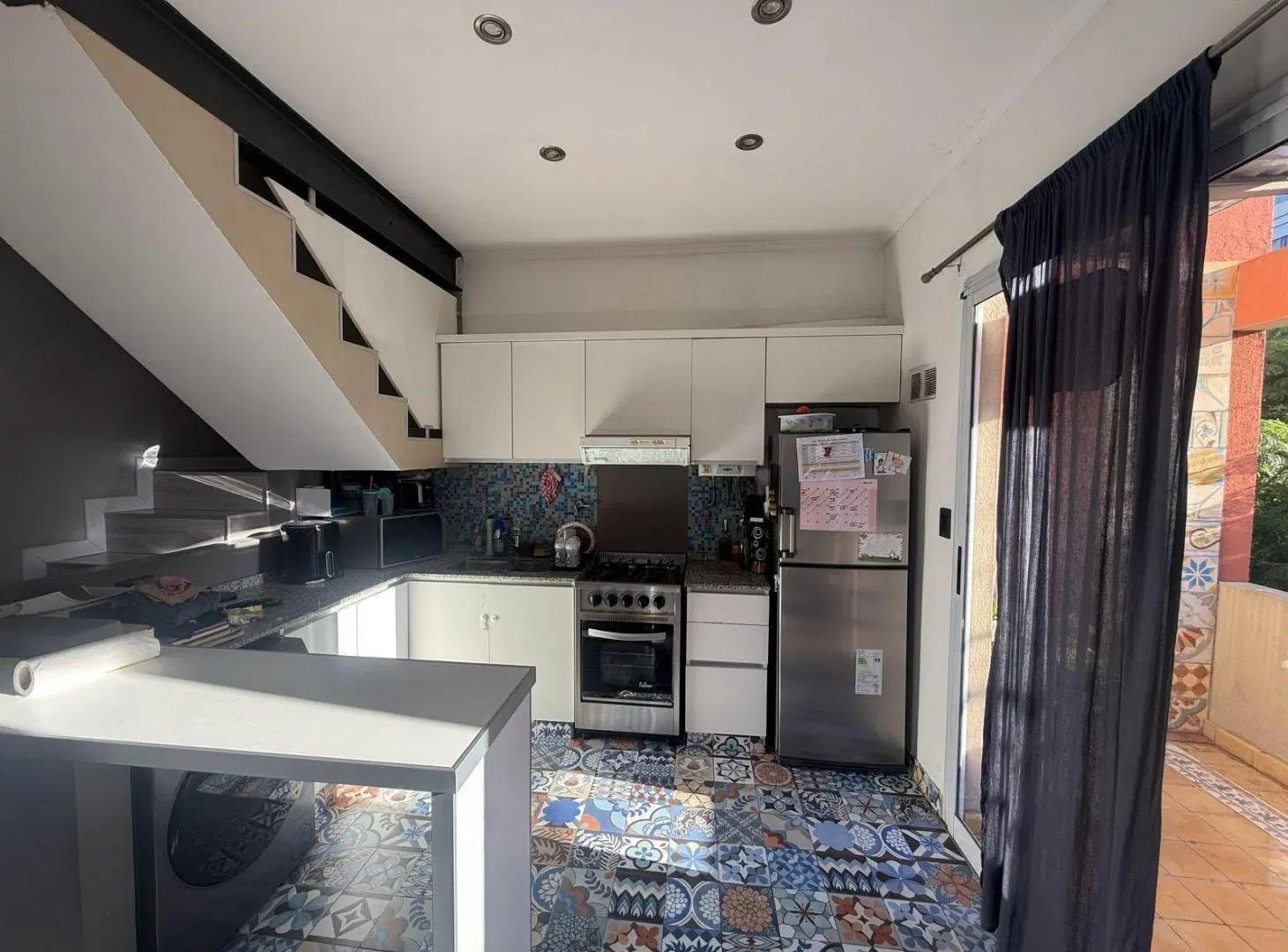 VENTA DE PH EN DUPLEX 3 AMBIENTES, NUEVO, EN WILDE, EXCELENTE UBICACION. 3