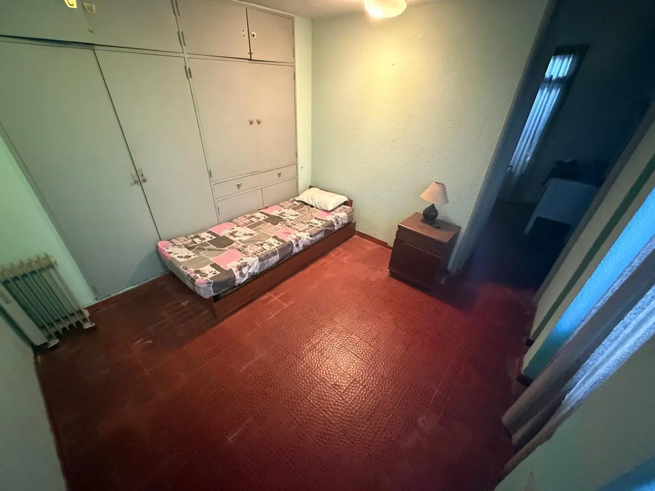 VENTA DE CASA QUINTA, 4 AMBIENTES CON PARRILLA, PARQUE, PILETA Y QUINCHO. 2