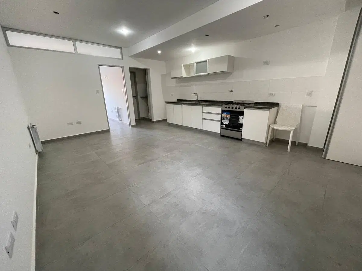 ALQUILER/VENTA DEPARTAMENTO  2 AMBIENTES ZONA PLAZA CONESA QUILMES 3