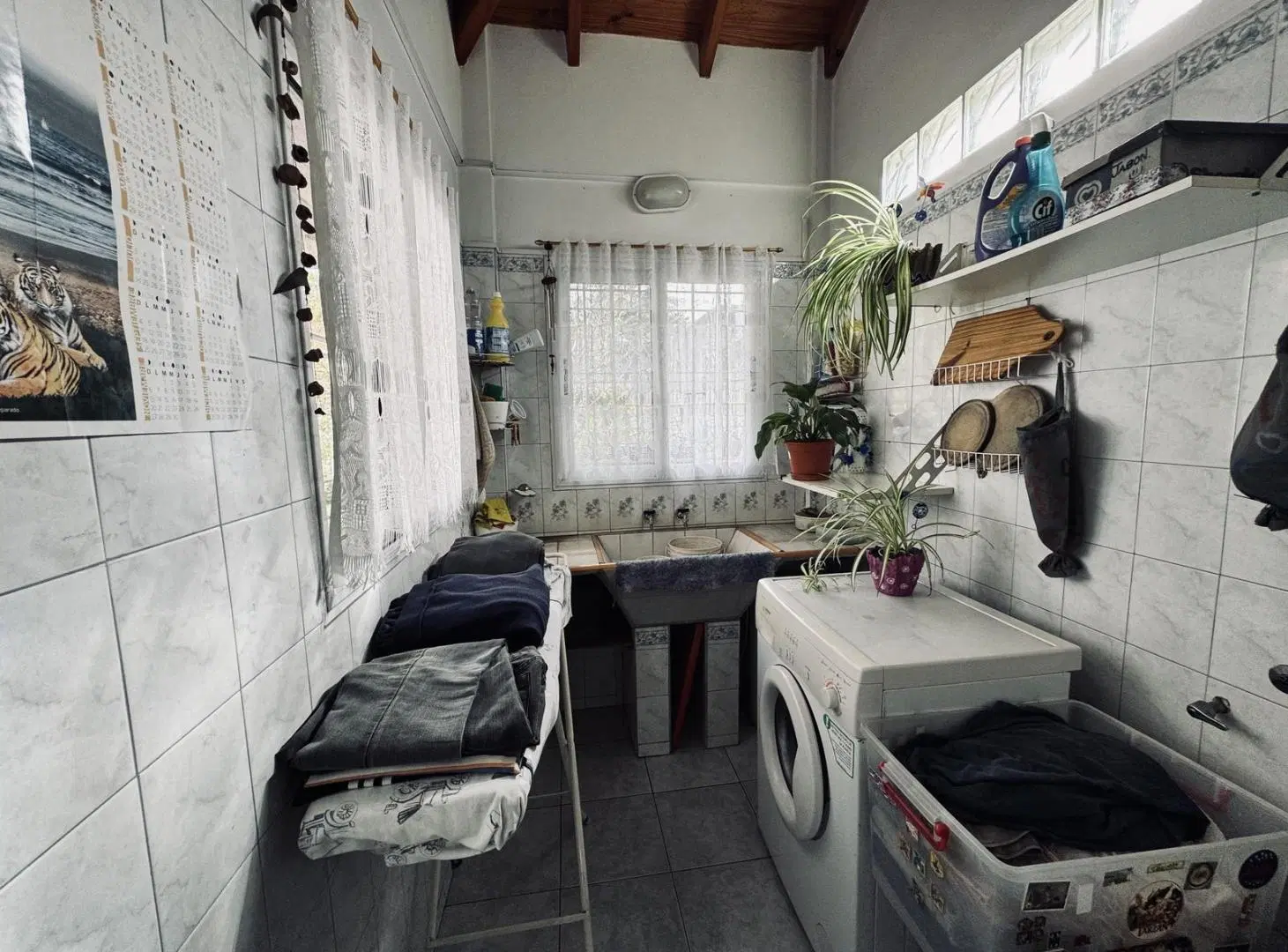 VENTA DE CASA 5 AMBIENTES EN BERAZATEGUI CENTRO APTA CREDITO 5