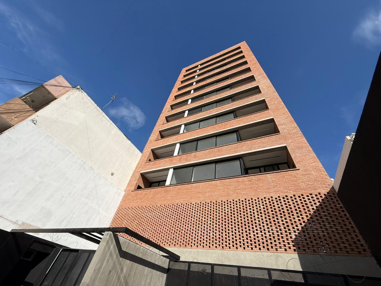 VENTA DEPARTAMENTO 2 AMBIENTES A ESTRENAR CON COCHERA Y SUM EN QUILMES