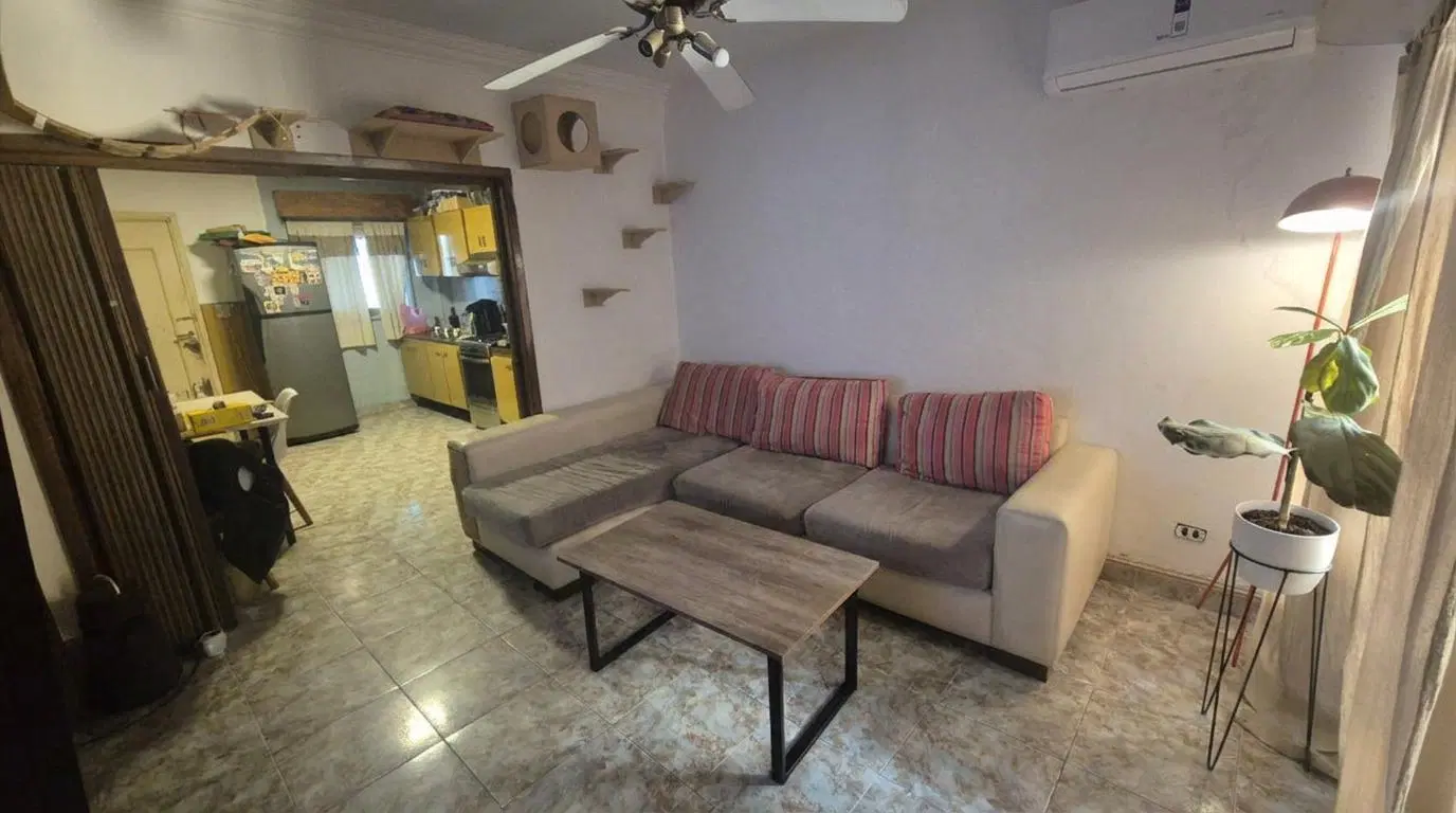 VENTA PH 3 AMBIENTES EN BERNAL OESTE, CON GARAJE Y LOCAL AL FRENTE. 5