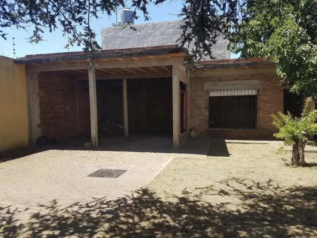 VENTA TERRENO Y PROPIEDAD A TERMINAR EN GUILLERMO ENRIQUE HUDSON. 3