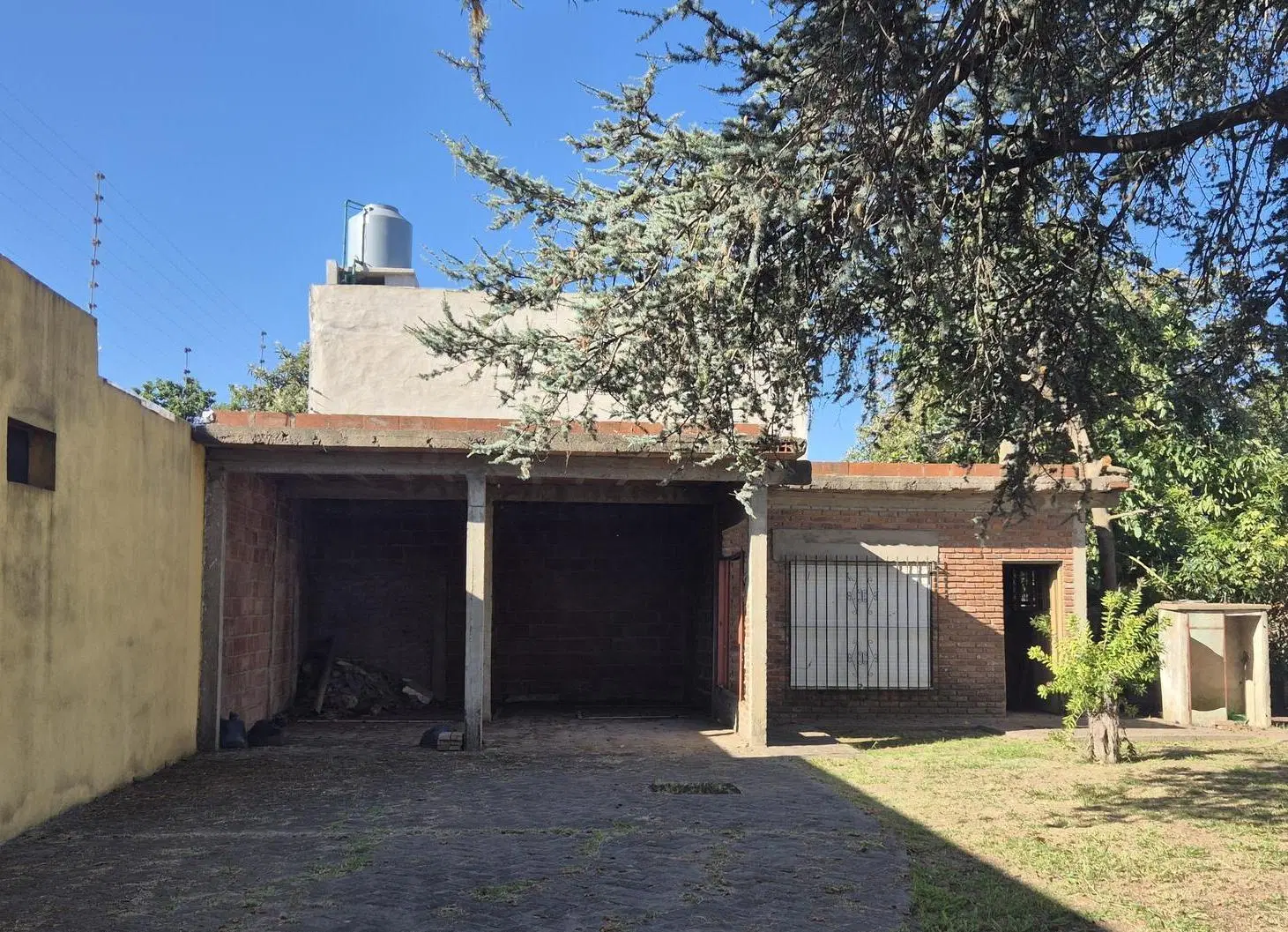 VENTA TERRENO Y PROPIEDAD A TERMINAR EN GUILLERMO ENRIQUE HUDSON. 4