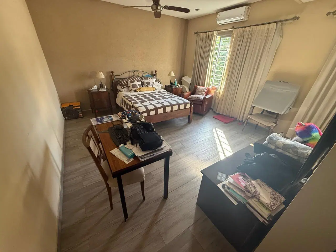 VENTA DE CASA 5 AMB EN QUILMES CON QUINCHO PILETA Y COCHERA 5