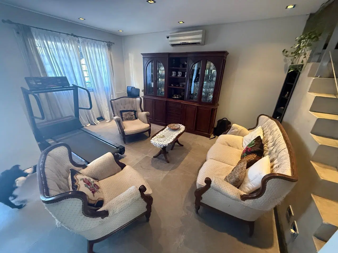 VENTA DE CASA 5 AMB EN QUILMES CON QUINCHO PILETA Y COCHERA 3