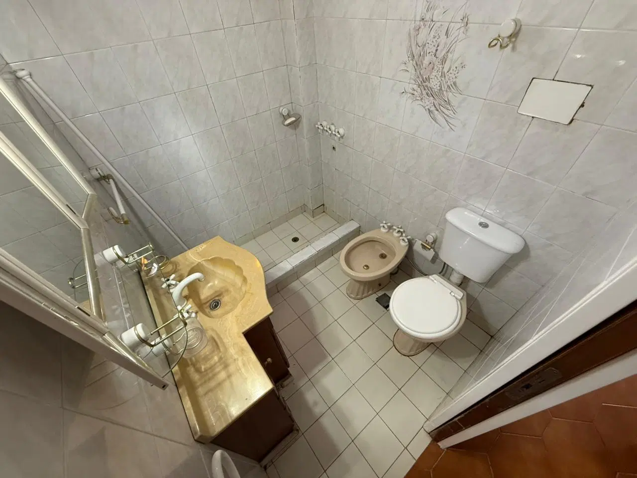 VENTA DE CASA 3 AMBIENTES EN QUILMES OESTE, BARRIO COOPERARIOS 5
