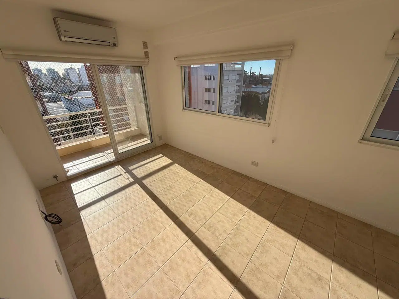 ALQUILER DEPARTAMENTO 2 AMBIENTES CON AMENITIES Y COCHERA EN WILDE CENTRO 4