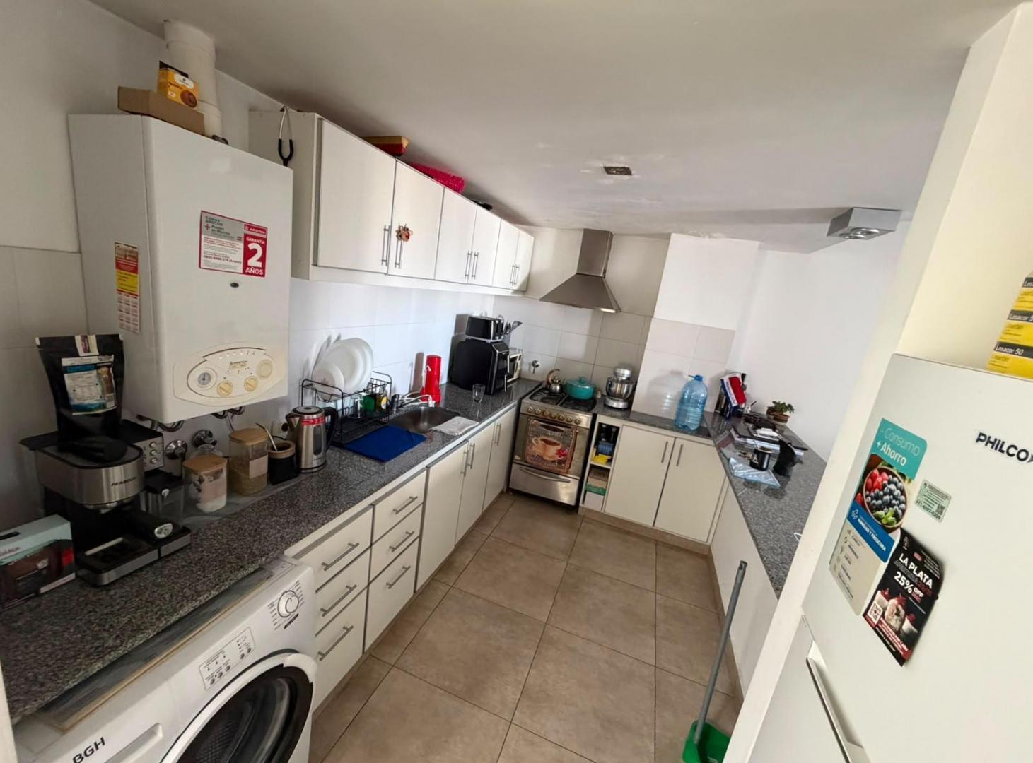 Foto de Venta de departamento 3 ambientes con cochera en La Plata, imagen 1