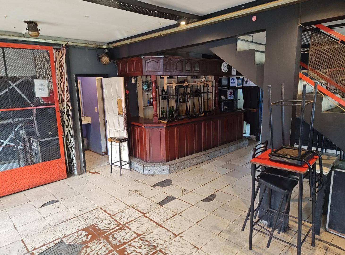 Foto de VENTA LOCAL GASTRONOMICO EN EZPELETA SOBRE AVENIDA CALCHAQUÍ, imagen 5
