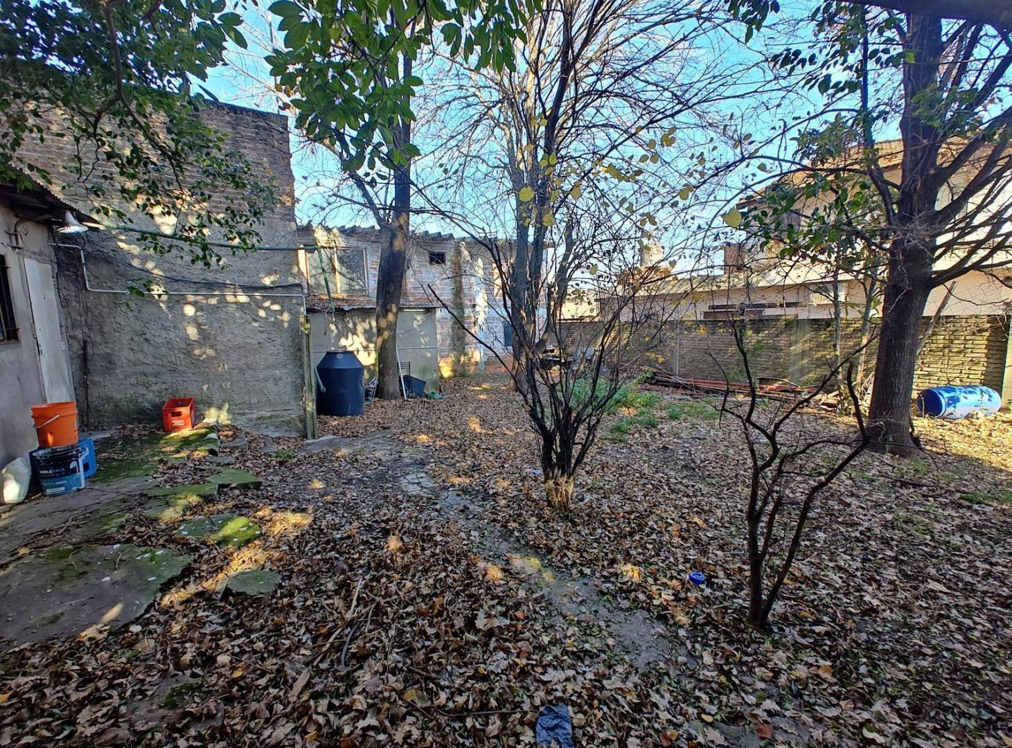 Foto de VENTA LOTE EN EZPELETA OESTE POCOS METROS DE AVENIDA CALCHAQUI, imagen 3