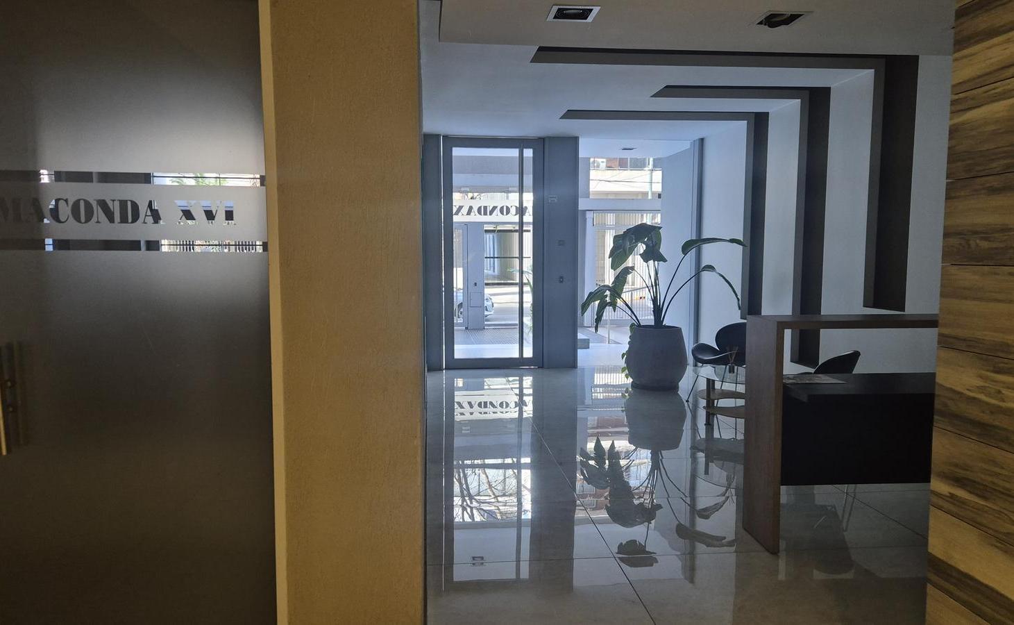 Foto de VENTA DEPARTAMENTO 2 AMB C/COCHERA QUILMES CENTRO, imagen 3