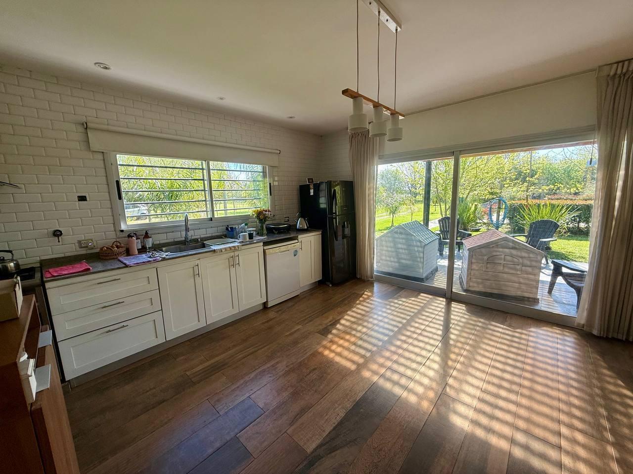 Foto de VENTA CASA - QUINTA 5 AMB. CON PILETA Y CABAÑA EN ABASTO, imagen 4