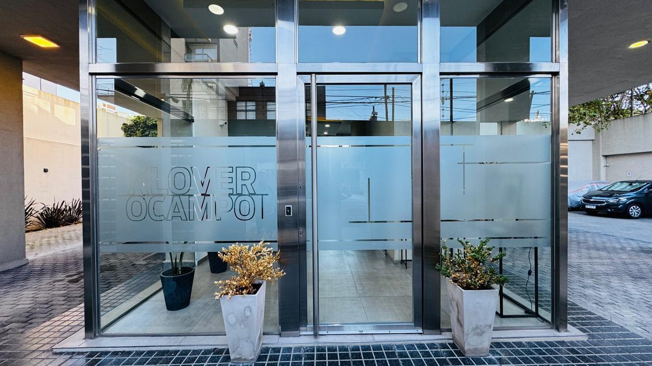 Foto de VENTA DEPARTAMENTO 2 AMBIENTES CON AMENITIES Y COCHERA EN QUILMES CENTRO, imagen 1