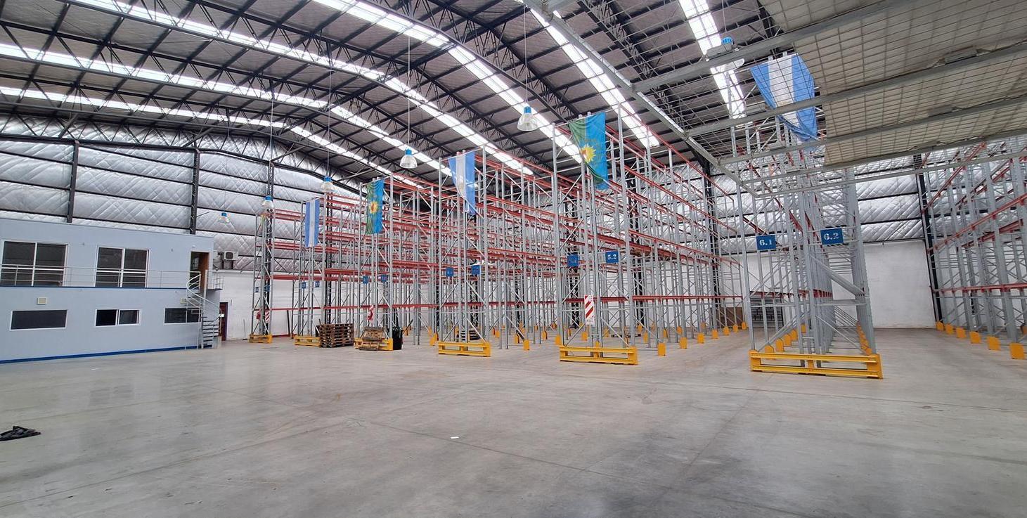 Foto de ALQUILER DE NAVE INDUSTRIAL EN POLO HUDSON - EXCELENTE UBICACION, imagen 1