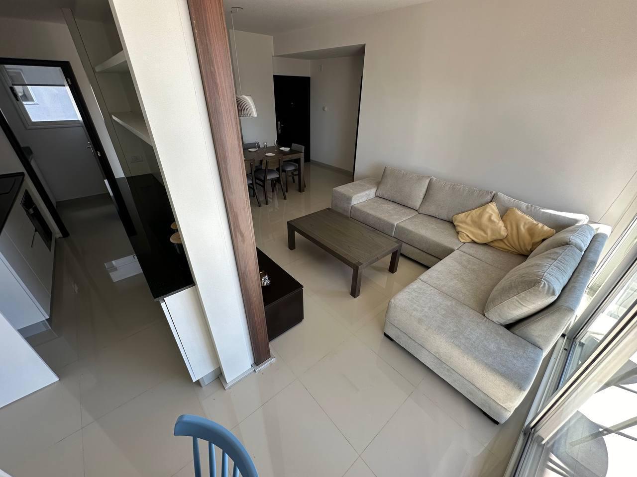 Foto de VENTA DEPARTAMENTO 3 AMBIENTES EN QUILMES CENTRO A ESTENAR CON COCHERA, imagen 2