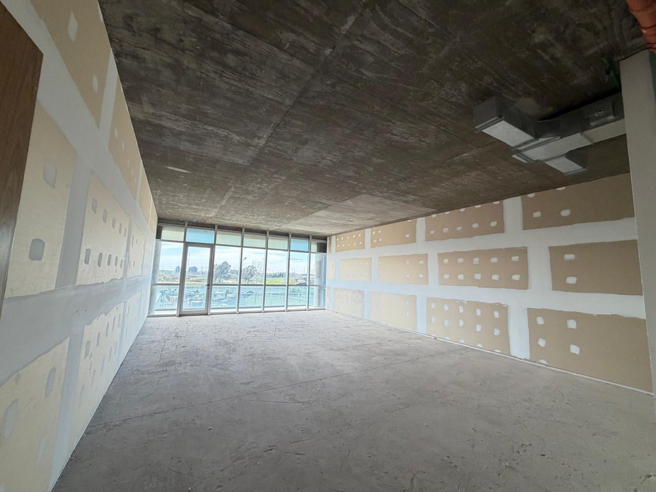 Foto de ALQUILER OFICINA POLO HUDSON 77M2 CON BALCON, imagen 5
