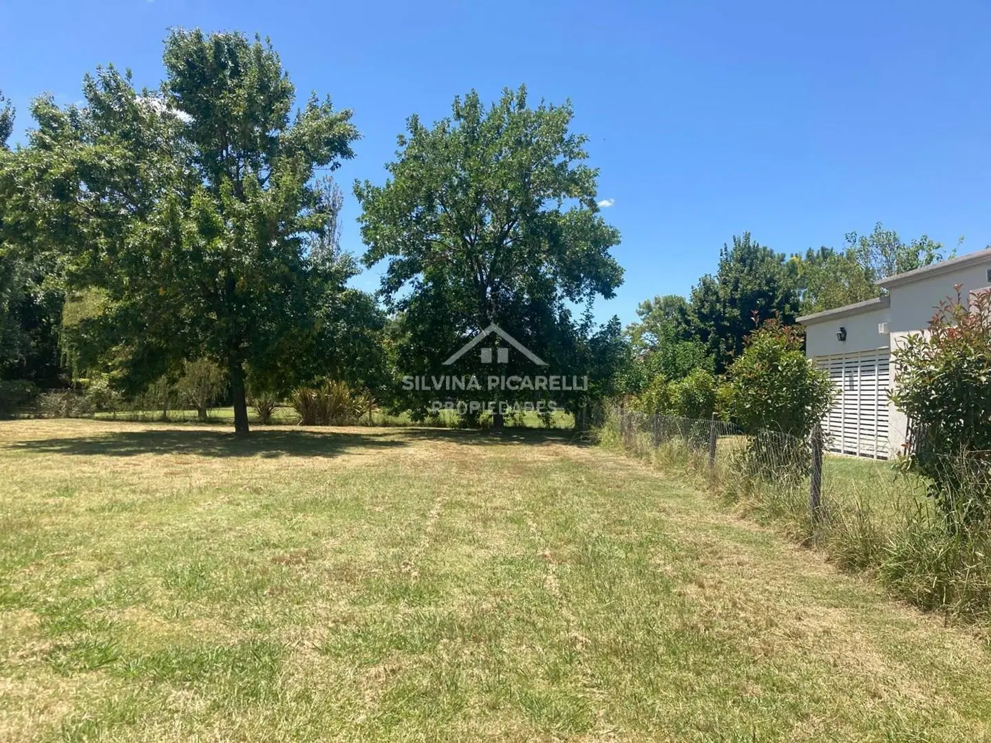 Lote en Venta 1853 m² – Barrio Privado San Joaquín, Exaltación de la Cruz, Zona Norte 4