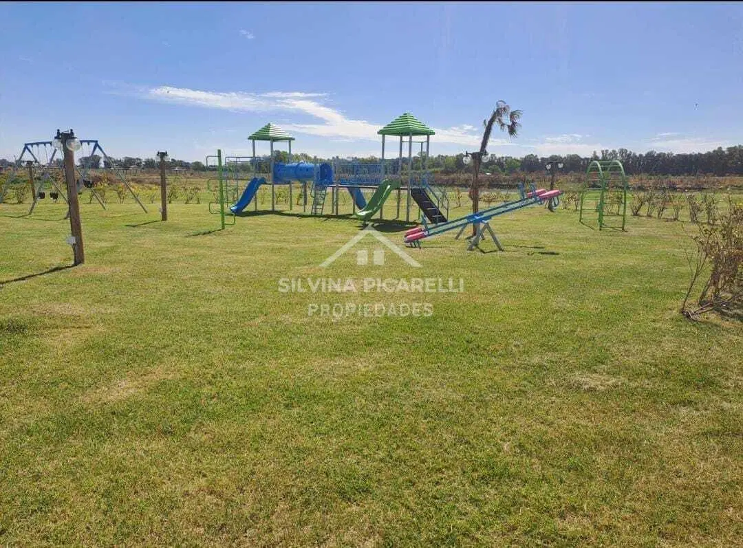 2 Lotes en Venta en Barrio Don Luis Yachting Club 4