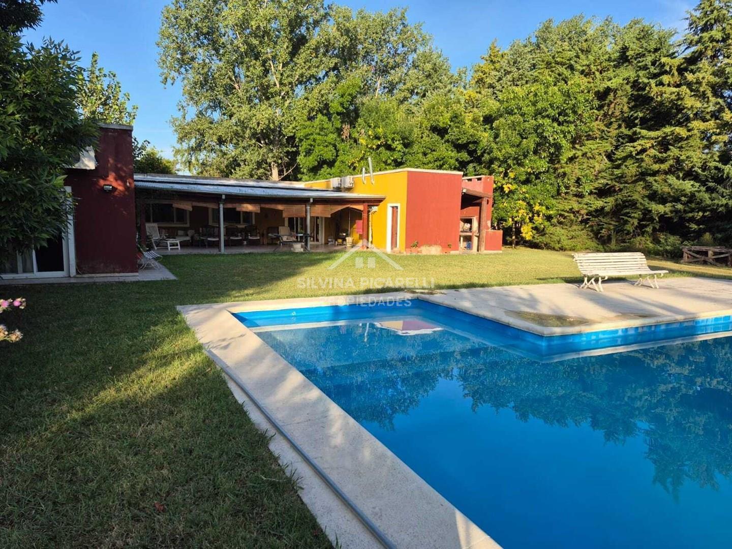 Foto de la propiedad en VENTA CASA- EXALTACION DE LA CRUZ-CASA, DEPTO, VEHICULO