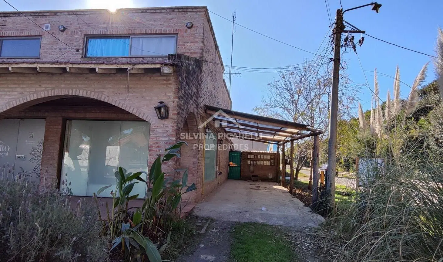 Local  en Venta en Barrio Parque Sakura, Exaltación de la Cruz, G.B.A. Zona Norte 8