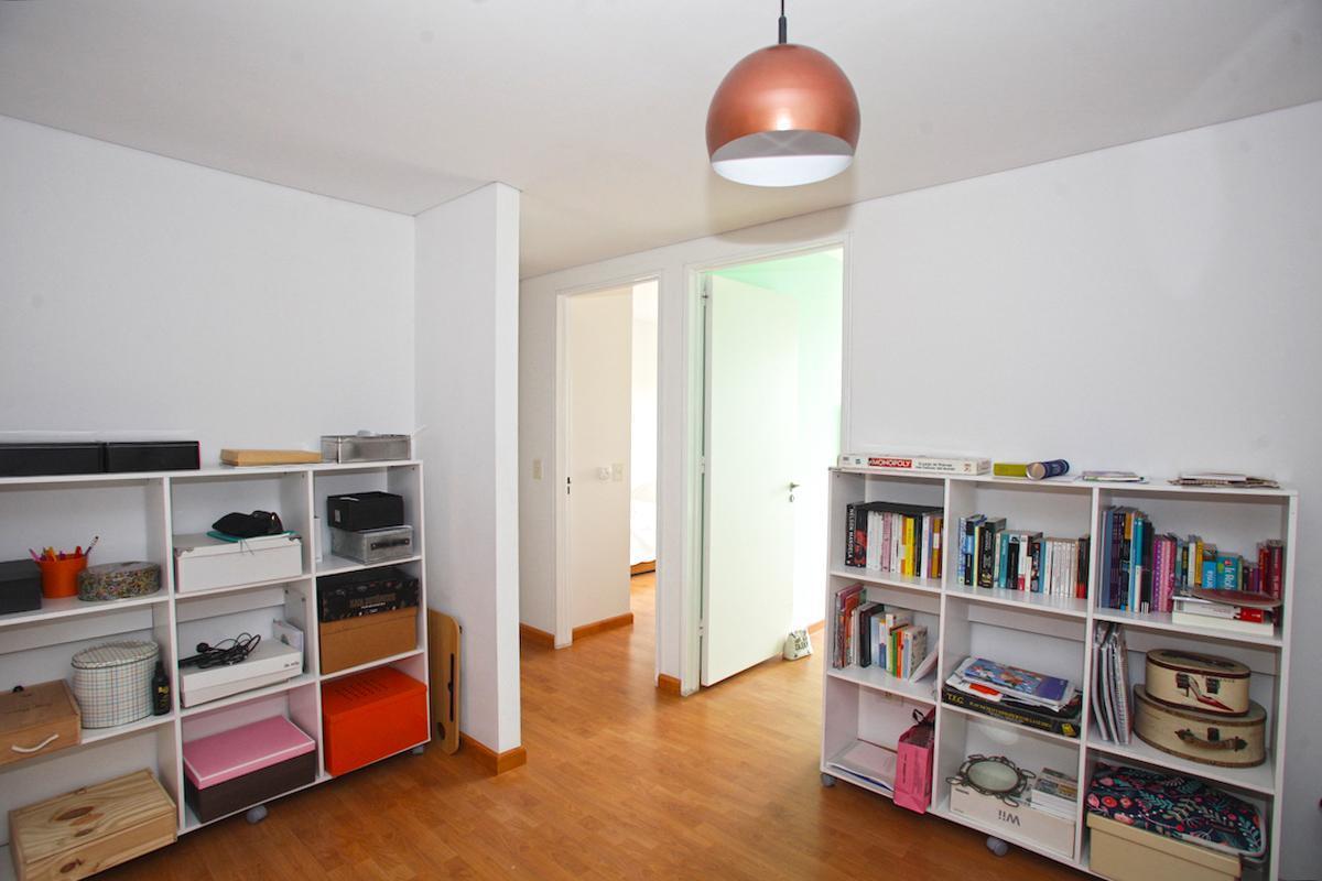 Triplex de 4 Dorm. con Dependecia, Terraza, 2 Cochera, Vigilancia y Amenities 4