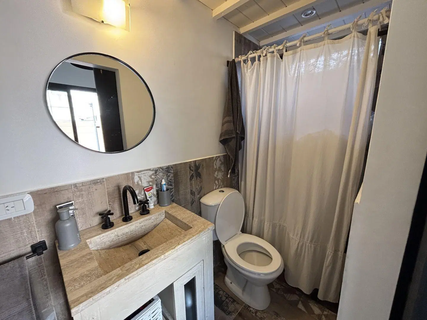 Departamento 4 ambientes 2 dormitorios. | Giribone al 1000 4