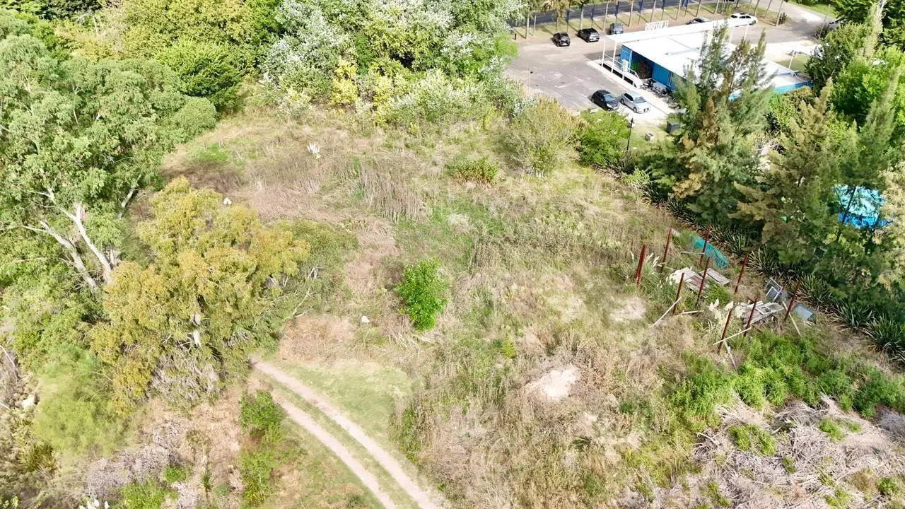 Lote en alquiler calle 467 entre 146 y 148. City Bell 2