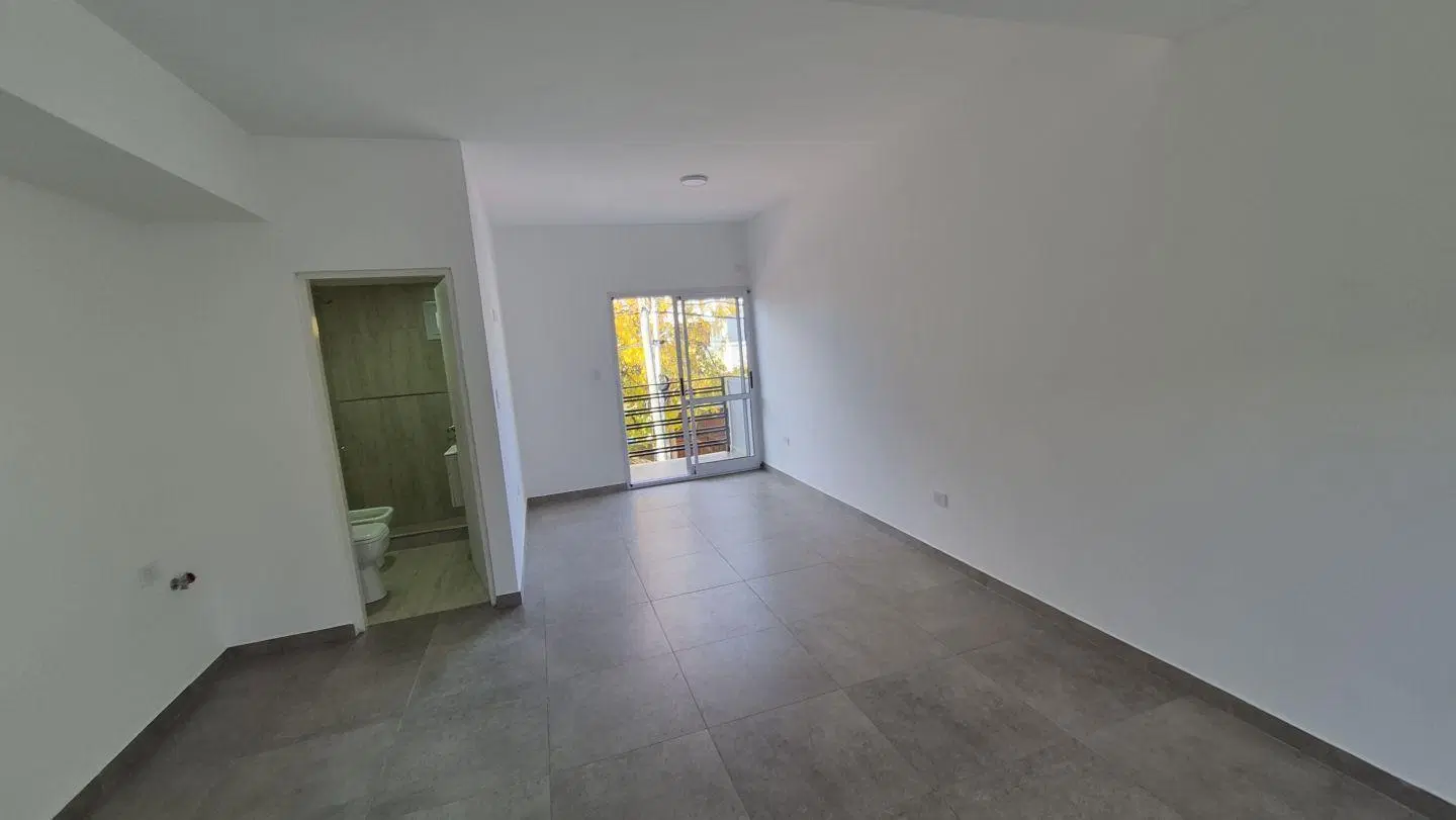 Alquiler de Departamento 1 Ambiente en Sarandí, Avellaneda 3