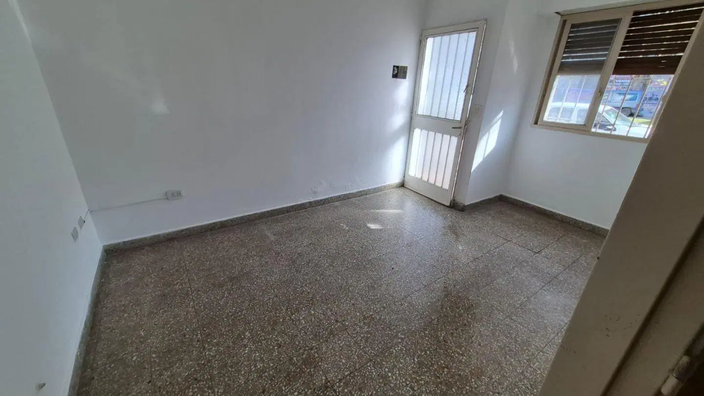 Venta de Departamento 2 dormitorios, planta baja,  La Plata 1