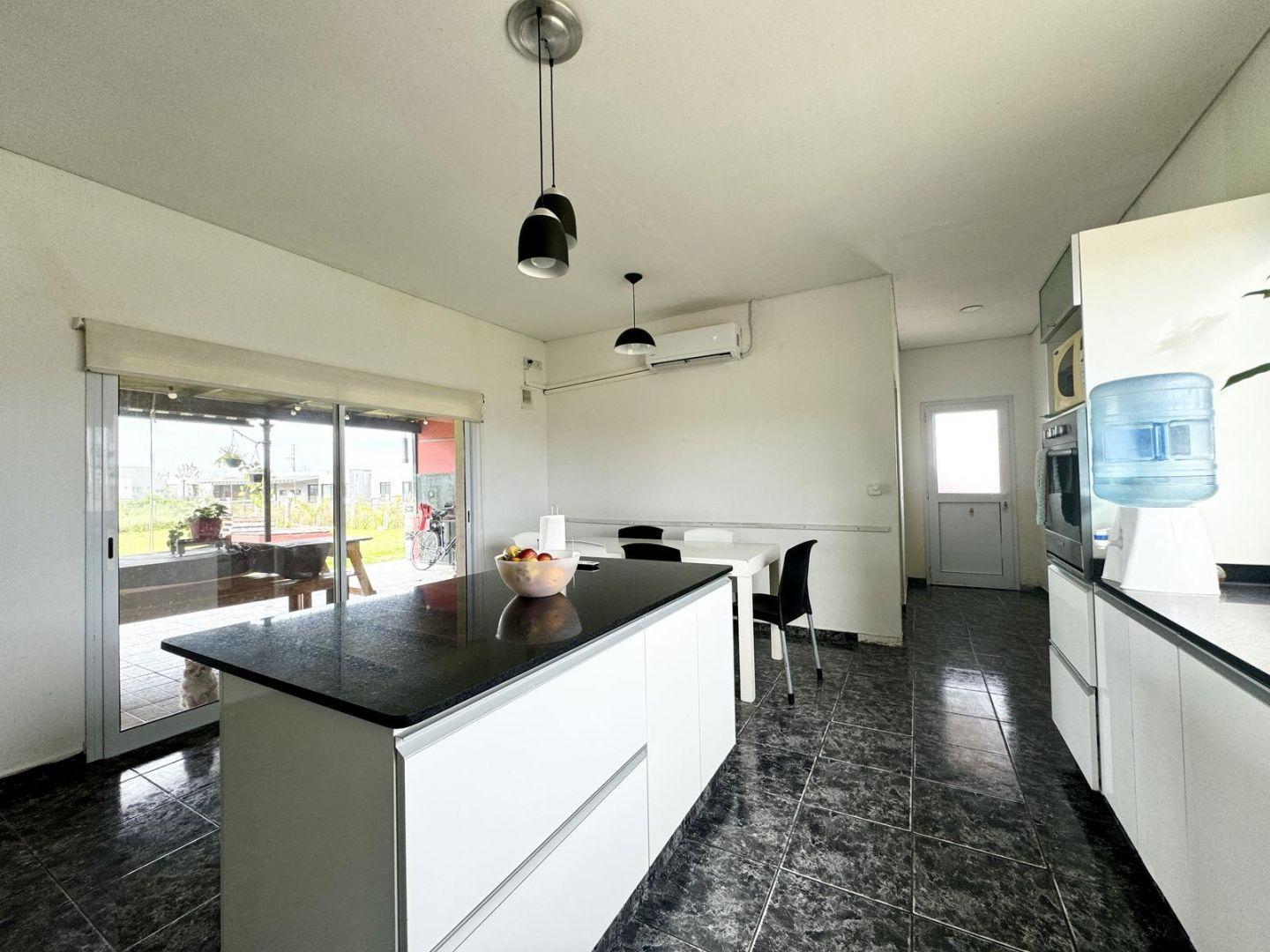 Foto de Casa 5 ambientes. | Av juan pablo || al 1600, imagen 2