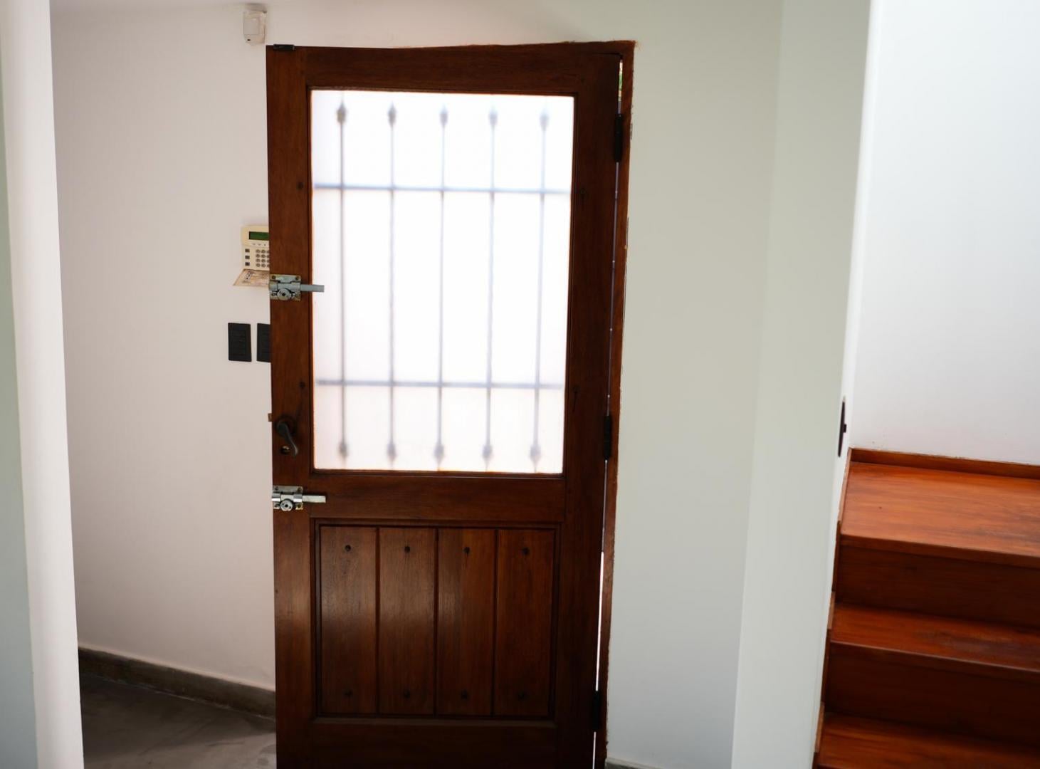 Foto de VENTA - CASA 4 AMBIENTES C/COCHERA - VILLA ELISA, imagen 5