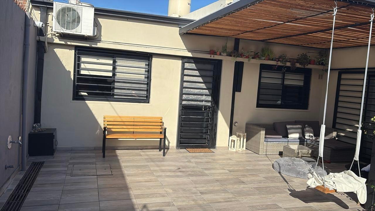 Foto de Alquiler - PH de 2 dormitorios - Tolosa, imagen 3