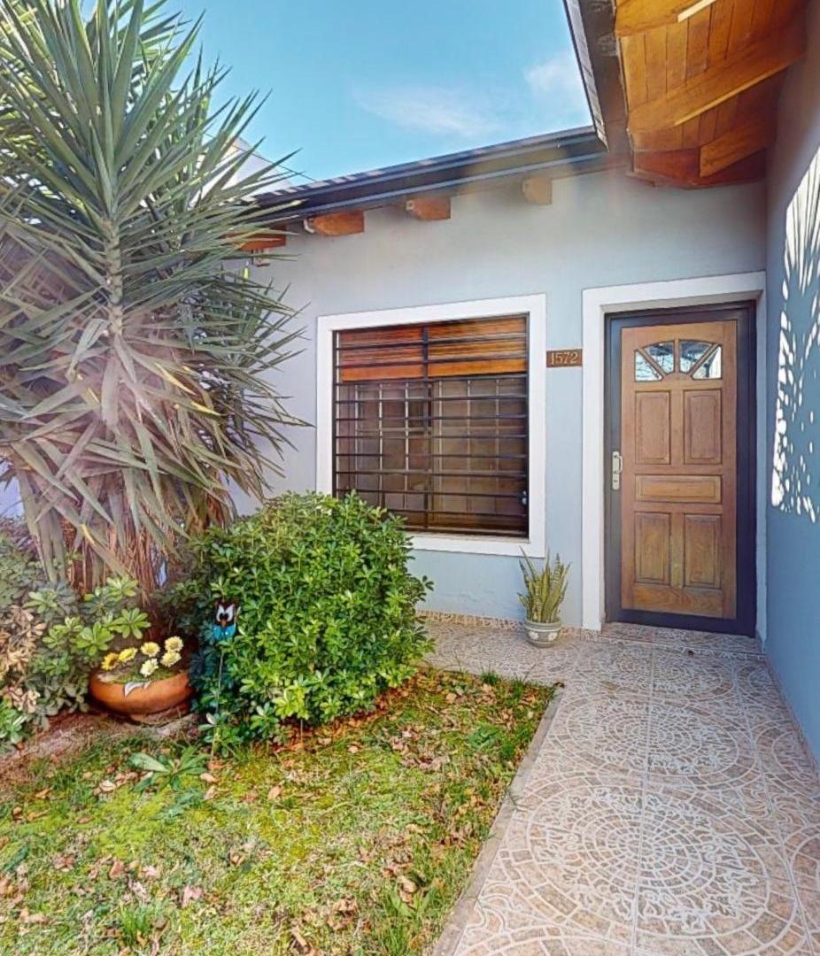 Foto de VENTA - CASA 5 AMBIENTES C/COCHERA - RINGUELET APTO CREDITO, imagen 2