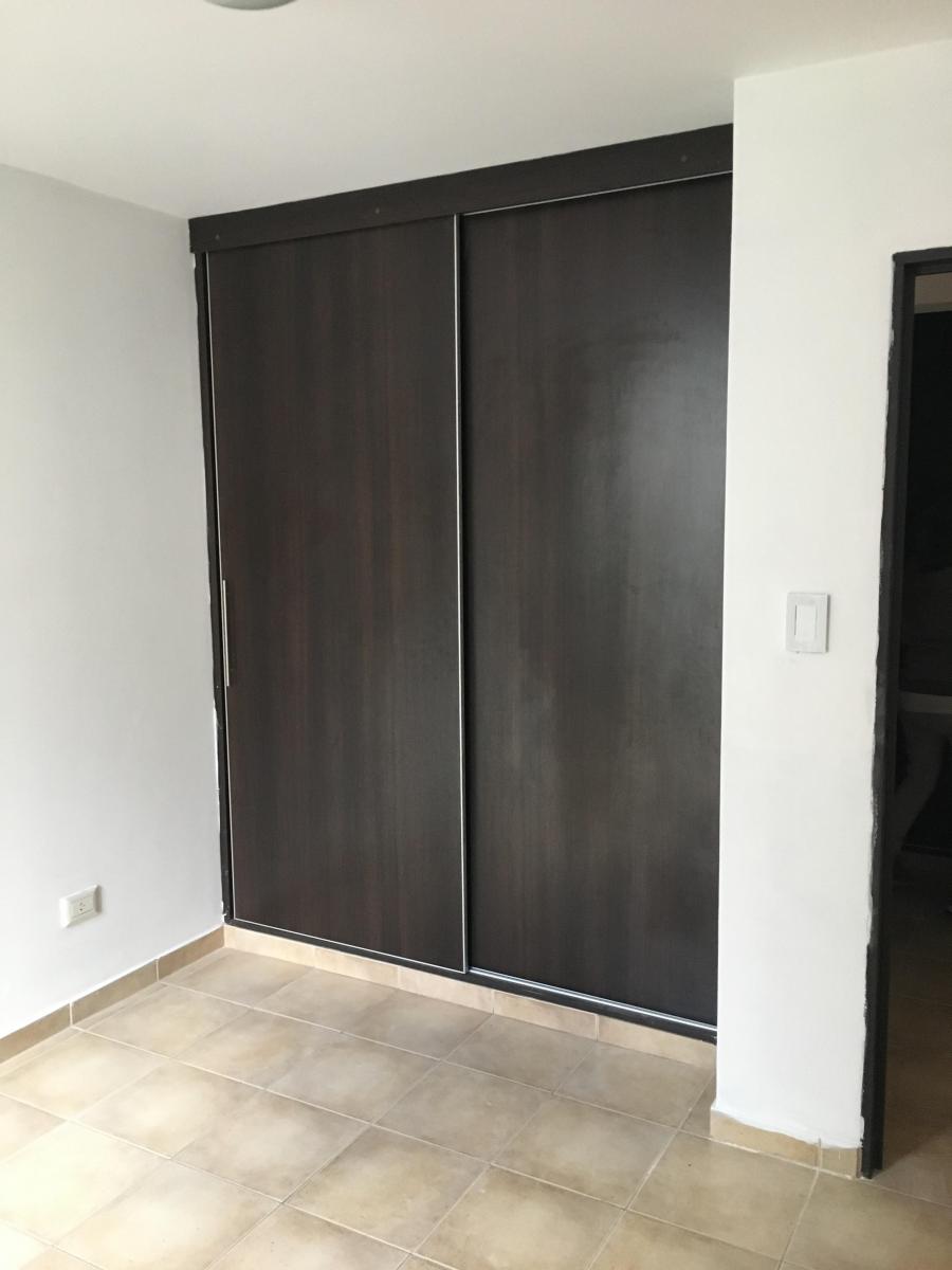Alberdi - Vendo Departamento 3 Dorm. P. B. con Cochera 3