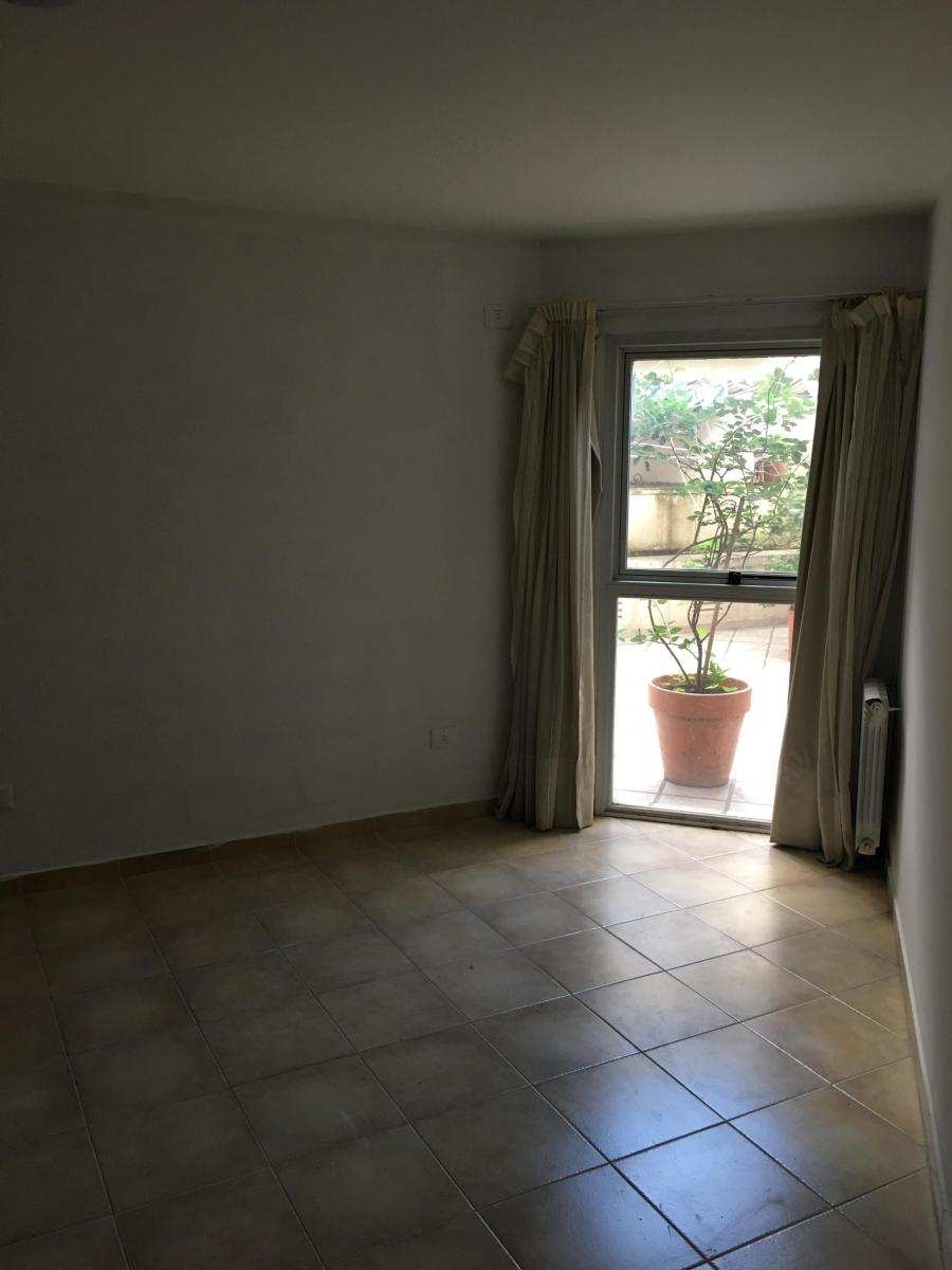 Alberdi - Vendo Departamento 3 Dorm. P. B. con Cochera 1
