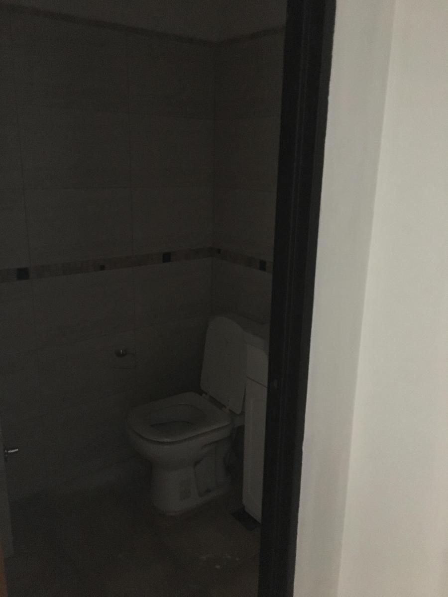 Alberdi - Vendo Departamento 3 Dorm. P. B. con Cochera 5