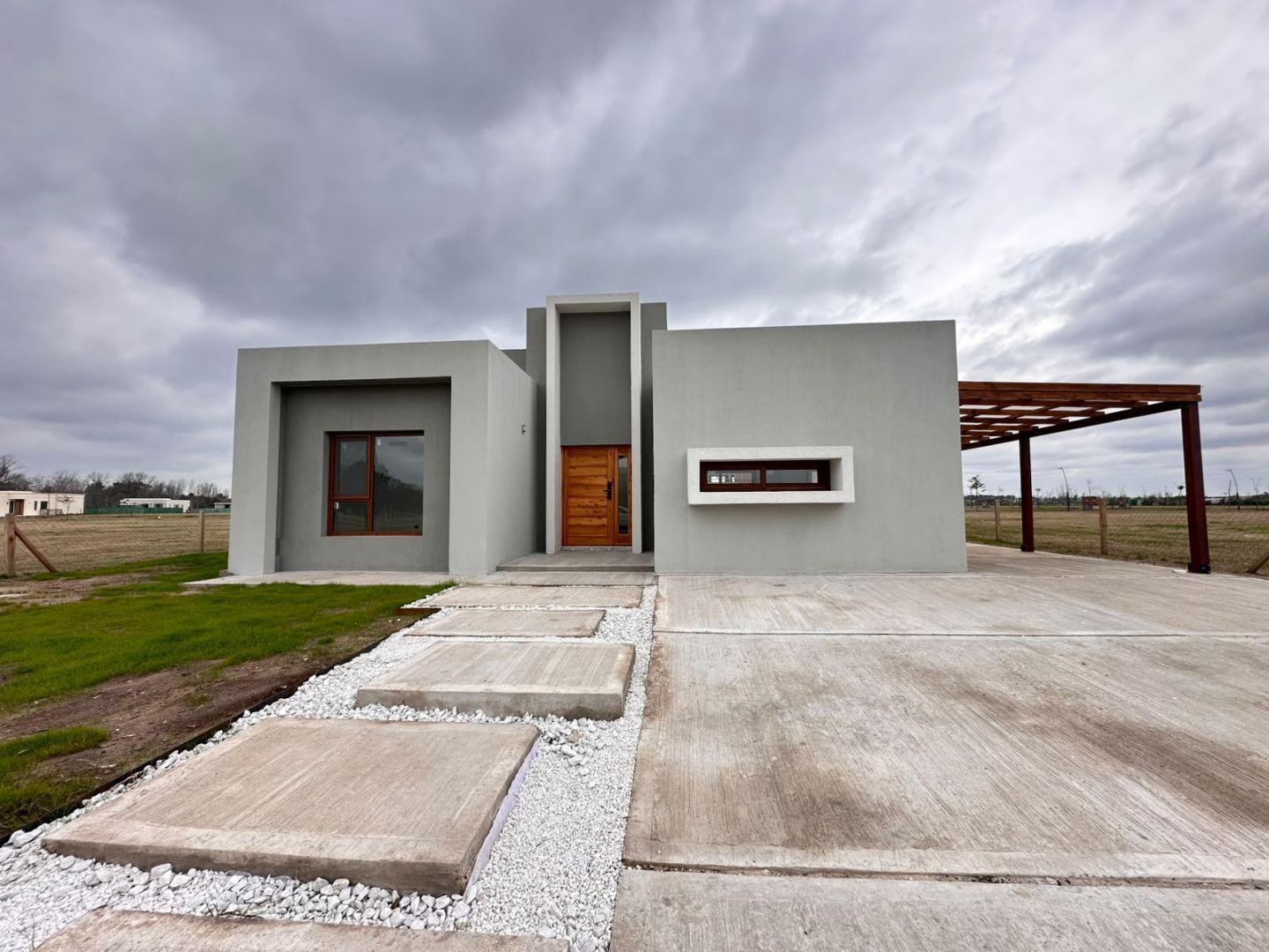 Foto de Excelente Casa 5 Ambientes con Pileta y Suite Nativas, Puertos del, imagen 1
