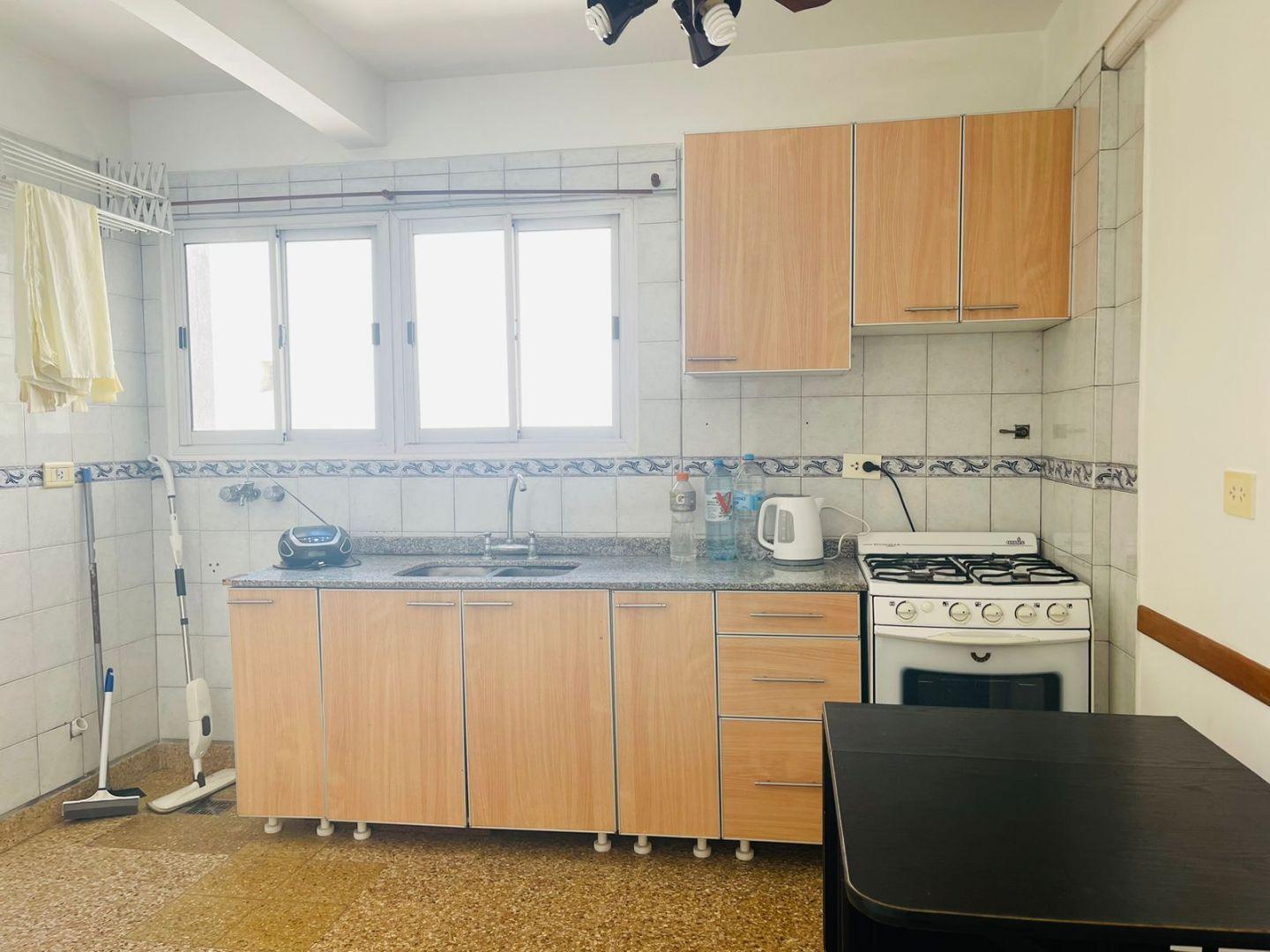 Foto de VENTA 3 AMBIENTES MUY LUMINOSO CON VISTA ABIERTA - VILLA URQUIZA, imagen 3