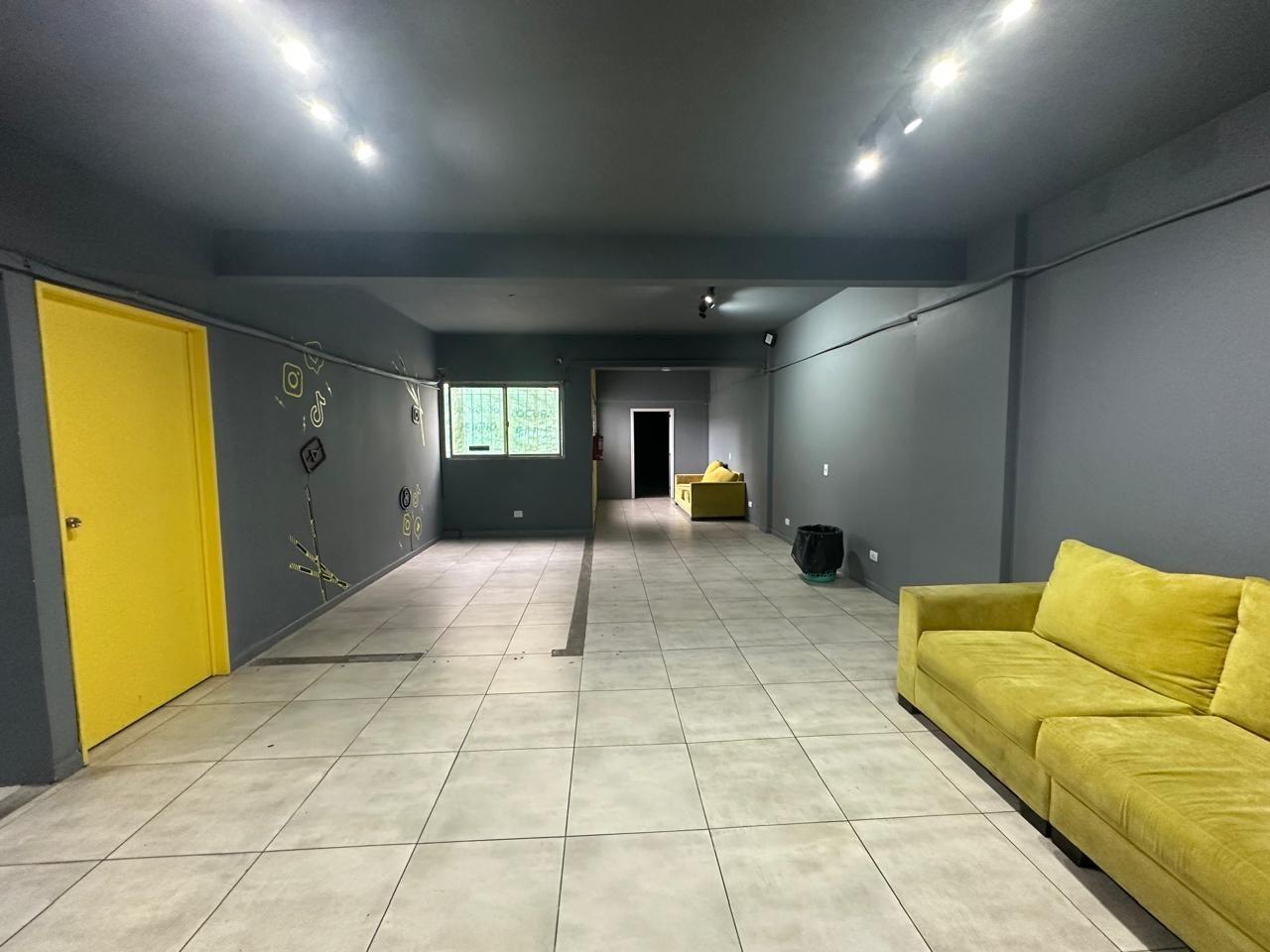 Foto de LOCAL COMERCIAL 361m2 - CON 6 COCHERAS, imagen 3