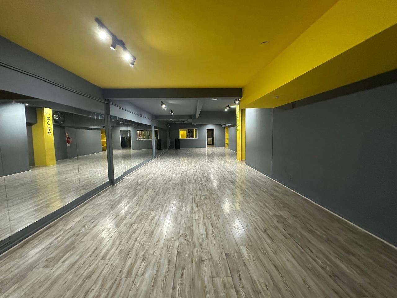 Foto de LOCAL COMERCIAL 361m2 - CENTRO DE CASEROS, imagen 3