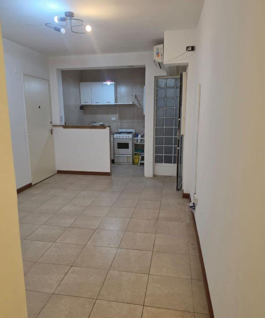 Foto de Departamento 2 ambientes con patio en Recoleta, imagen 1