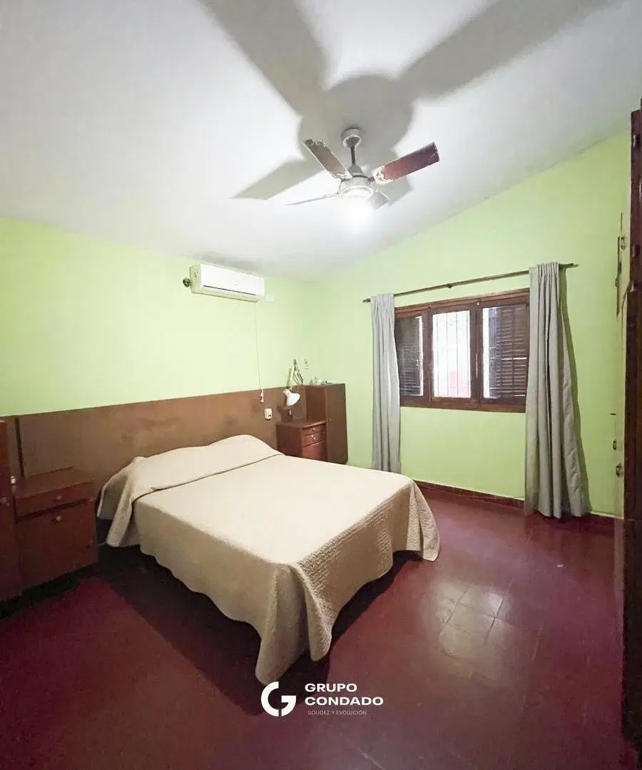 CASA + GALPON + DPTO EN VENTA! ESCRITURA Y SERVICIOS DISPONIBLES! 4