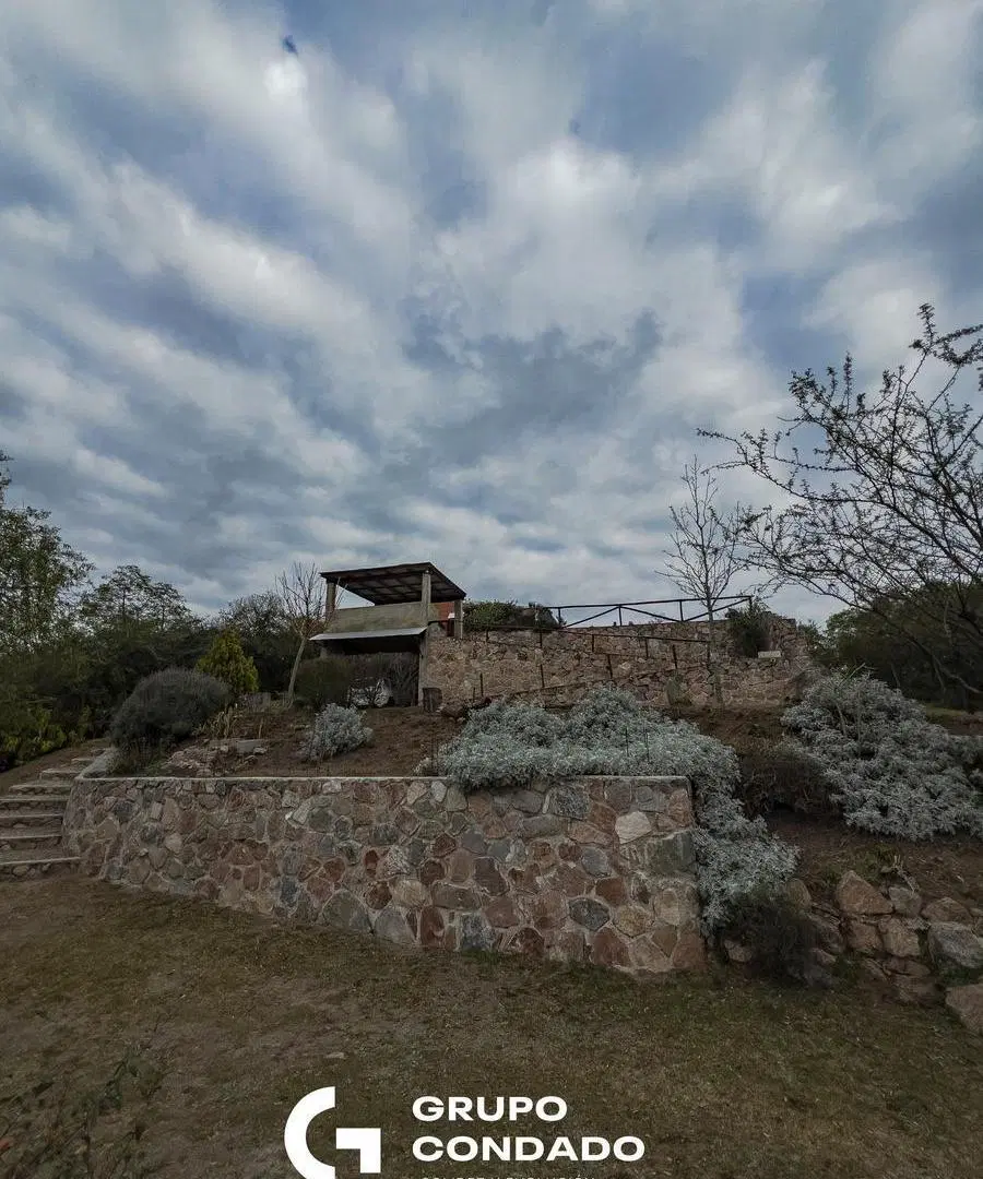 Casa en venta! APTA CREDITO! Ubicada en Las Vertientes de La Granja! 5