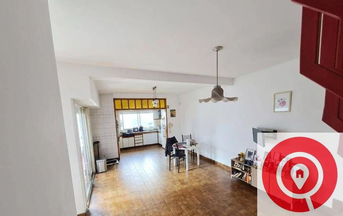 Departamento en alquiler en Lanús Este 4