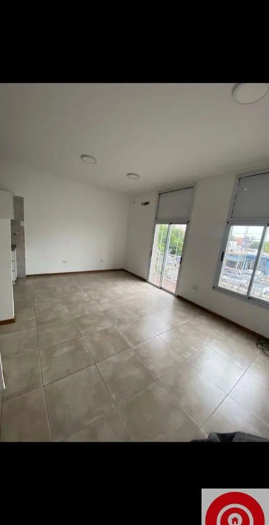 Departamento en alquiler en Avellaneda 4