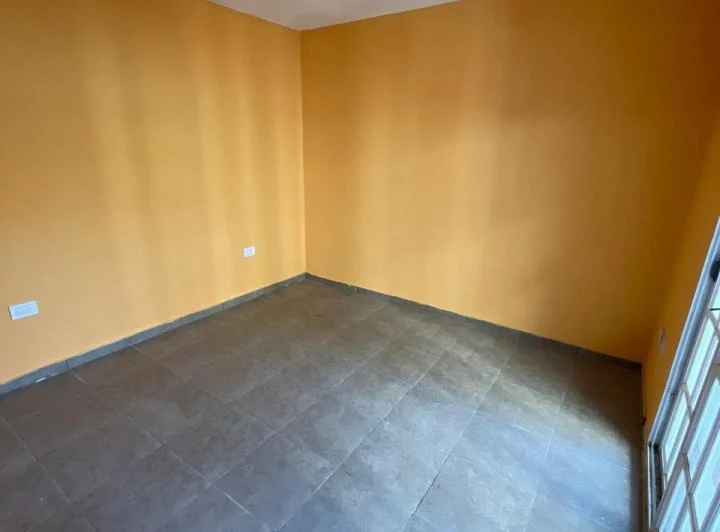 ALQUILO DPTO DOS DORM Y PATIO B SAN VICENTE 4