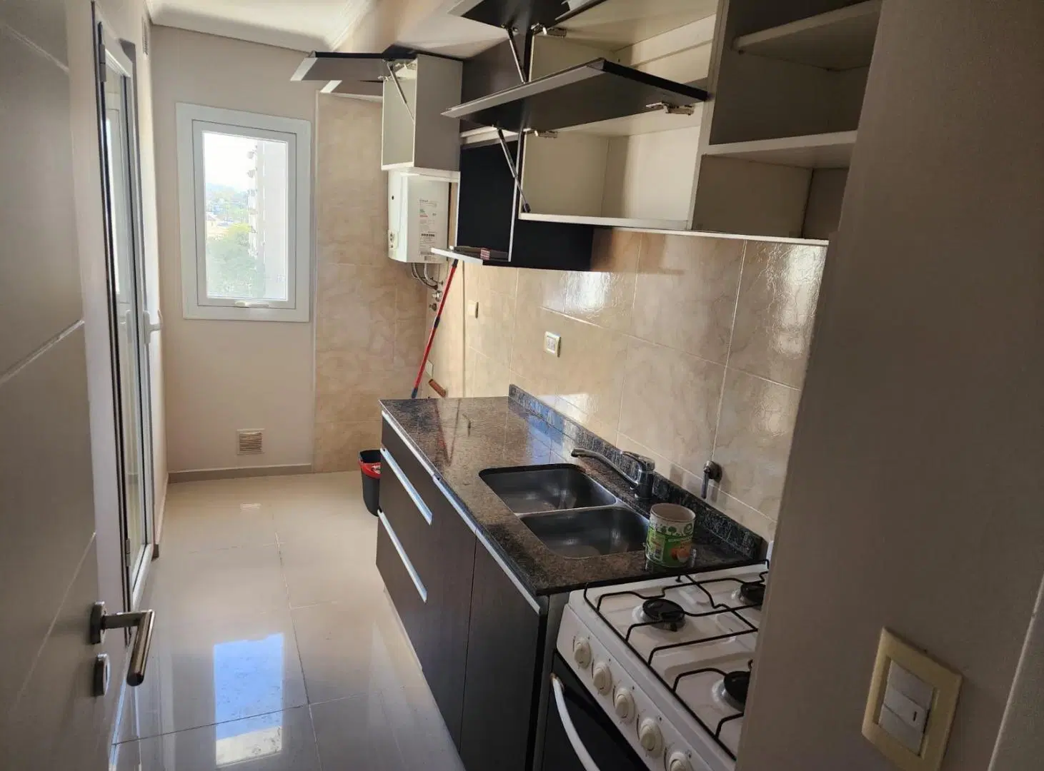 SE ALQUILA IMPECABLE DPTO UN DORM COMPLEJO TERRA FORTE 2 3