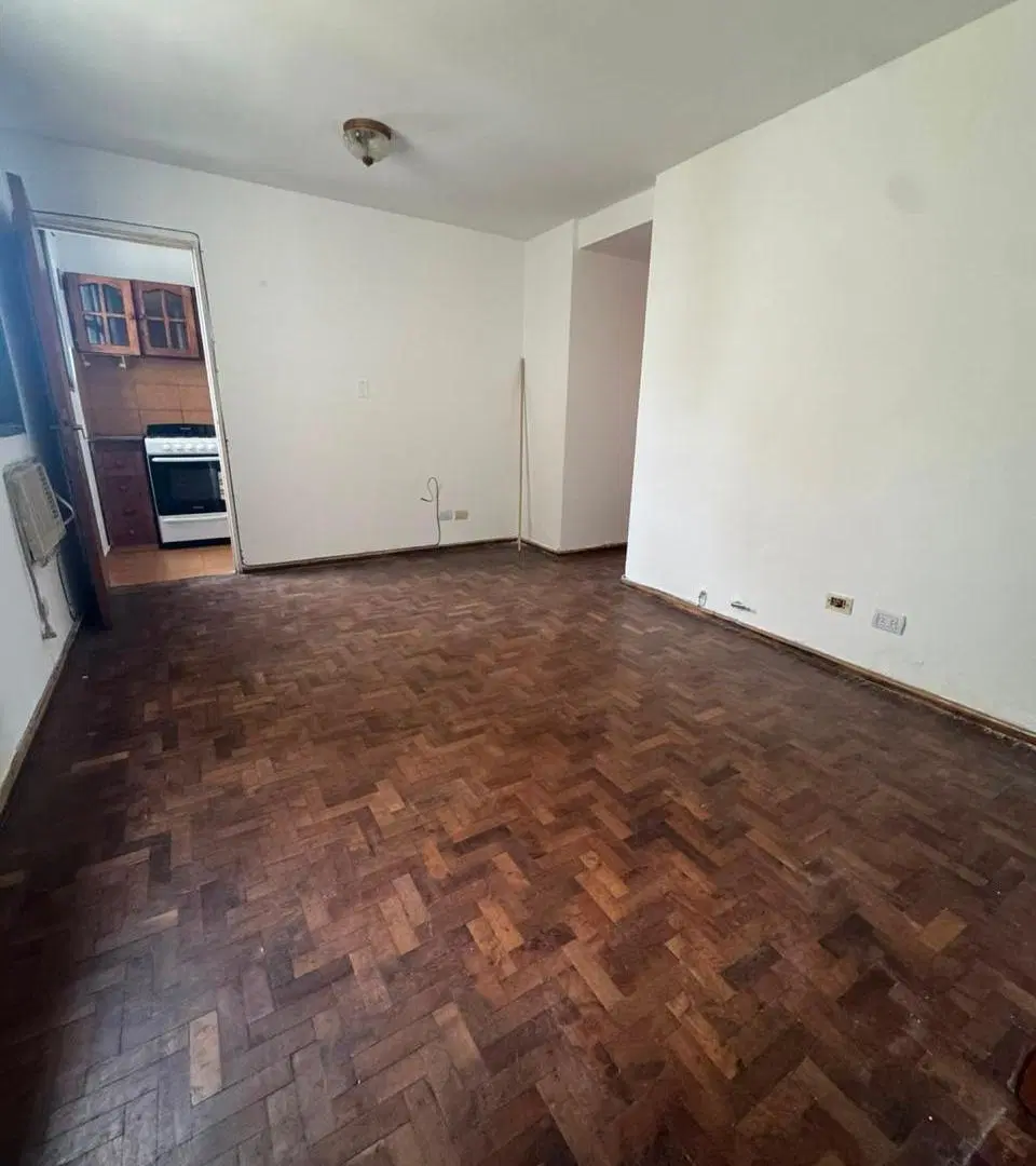 SE ALQUILA DPTO UN DORM B ALBERDI 3