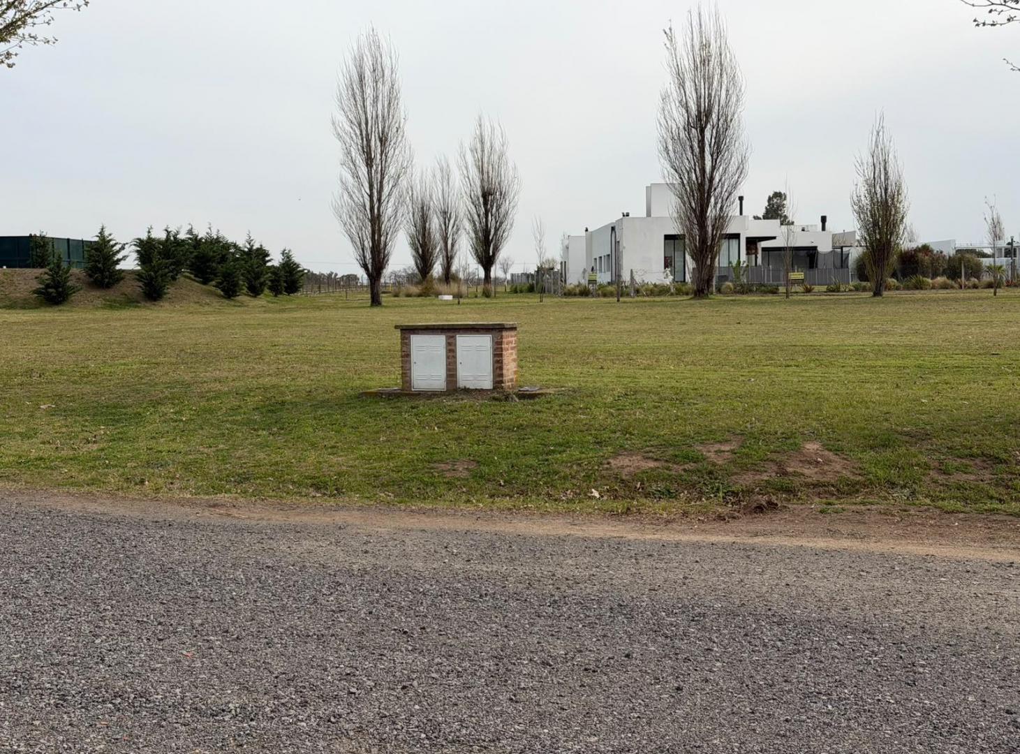 Foto de Terreno en Venta en Barrio Cerrado San Ignacio, Junín (B), imagen 3